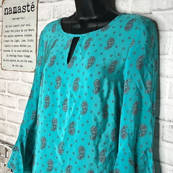 Juicy Couture 100% Silk Long Bell Sleeve Paisley Print Dress Size 6 Boho Hippie - Picture 3 of 12
